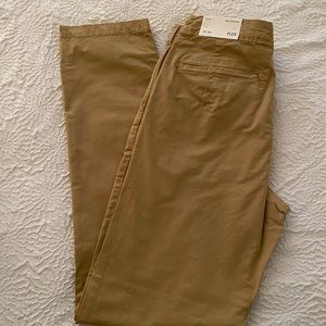 NWT American Eagle Next Level Flex Slim Khaki 34/34